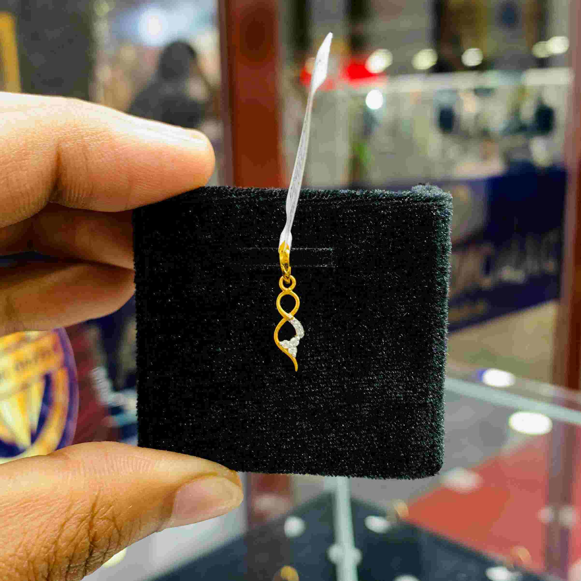 DIAMOND LOCKET